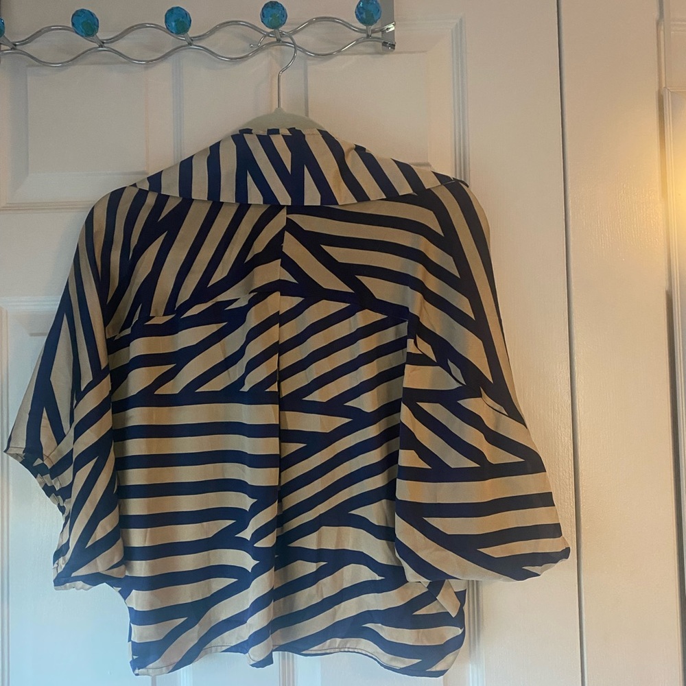 Boutique Pattern Blouse - image 3